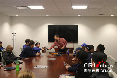 【新春走基層】“去中國(guó)，看看他們?cè)趺醋龅摹薄Ｒ瘓F(tuán)美國(guó)工人的中國(guó)春節(jié)之旅